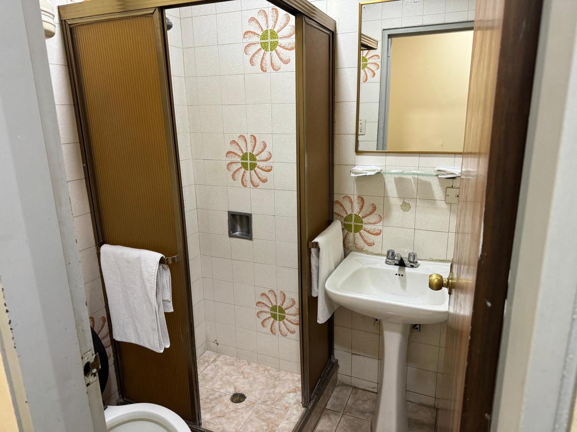 Hotel Grand Galaxie Каракас Экстерьер фото