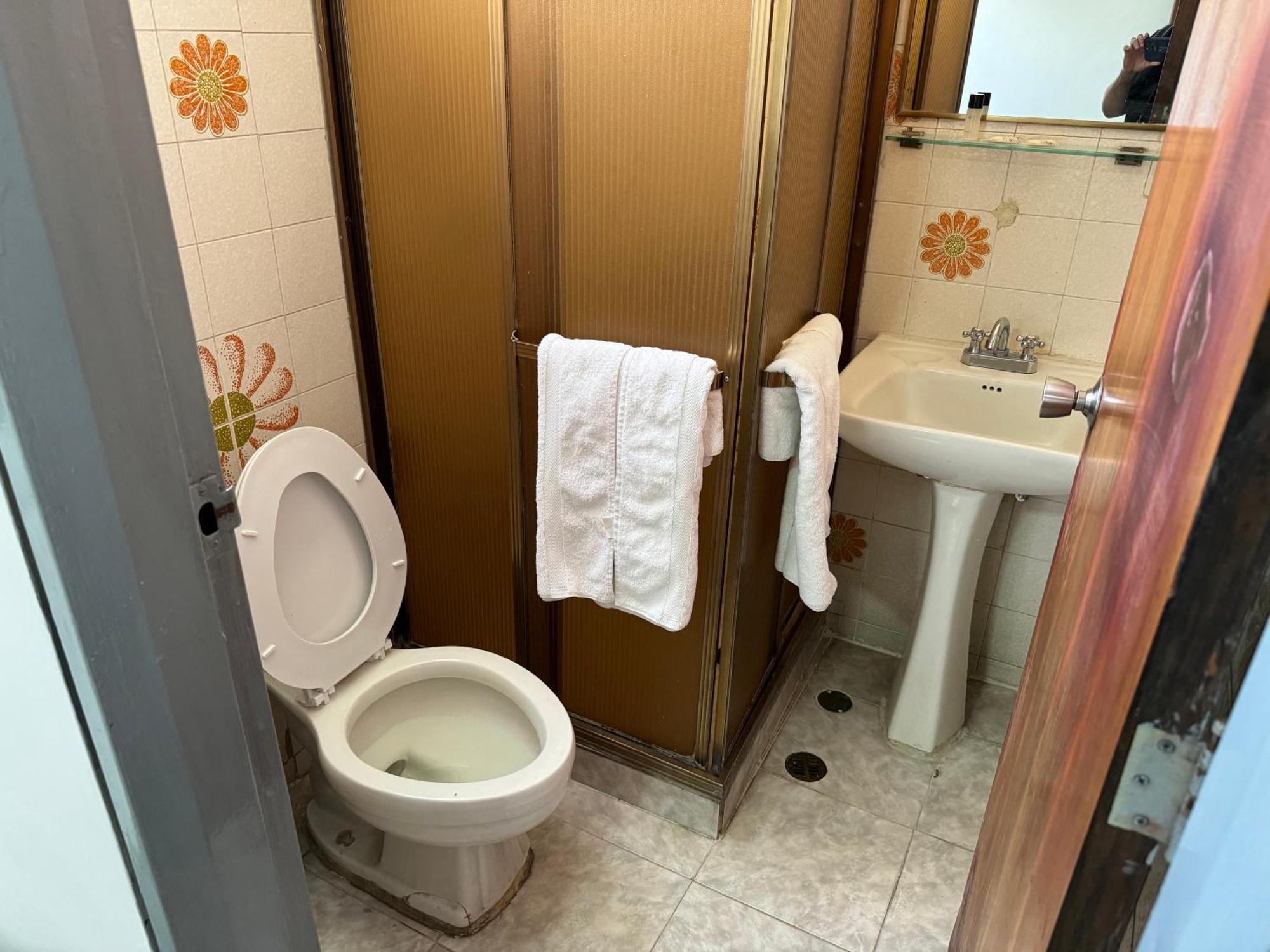Hotel Grand Galaxie Каракас Экстерьер фото