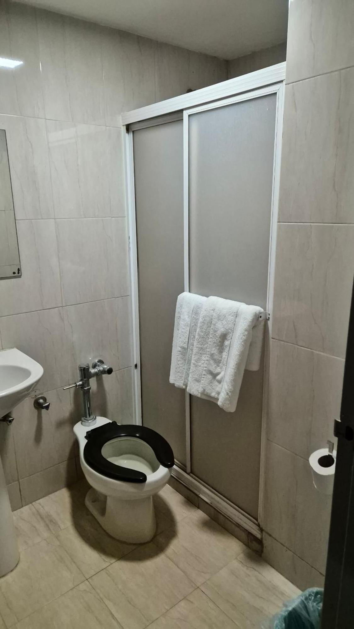 Hotel Grand Galaxie Каракас Экстерьер фото