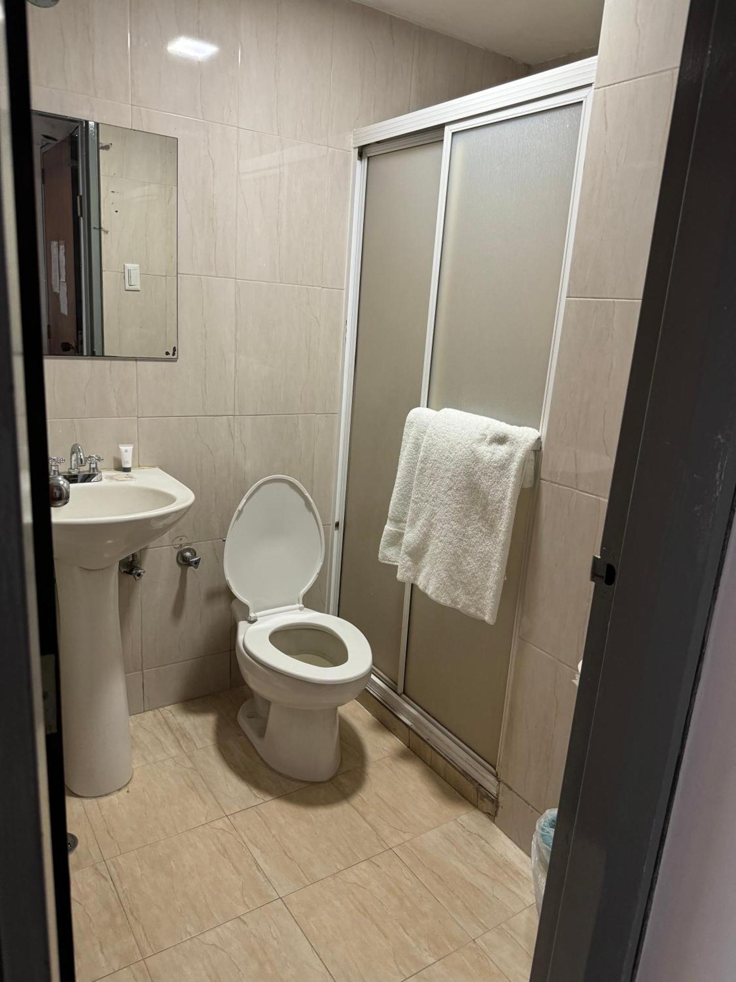 Hotel Grand Galaxie Каракас Экстерьер фото