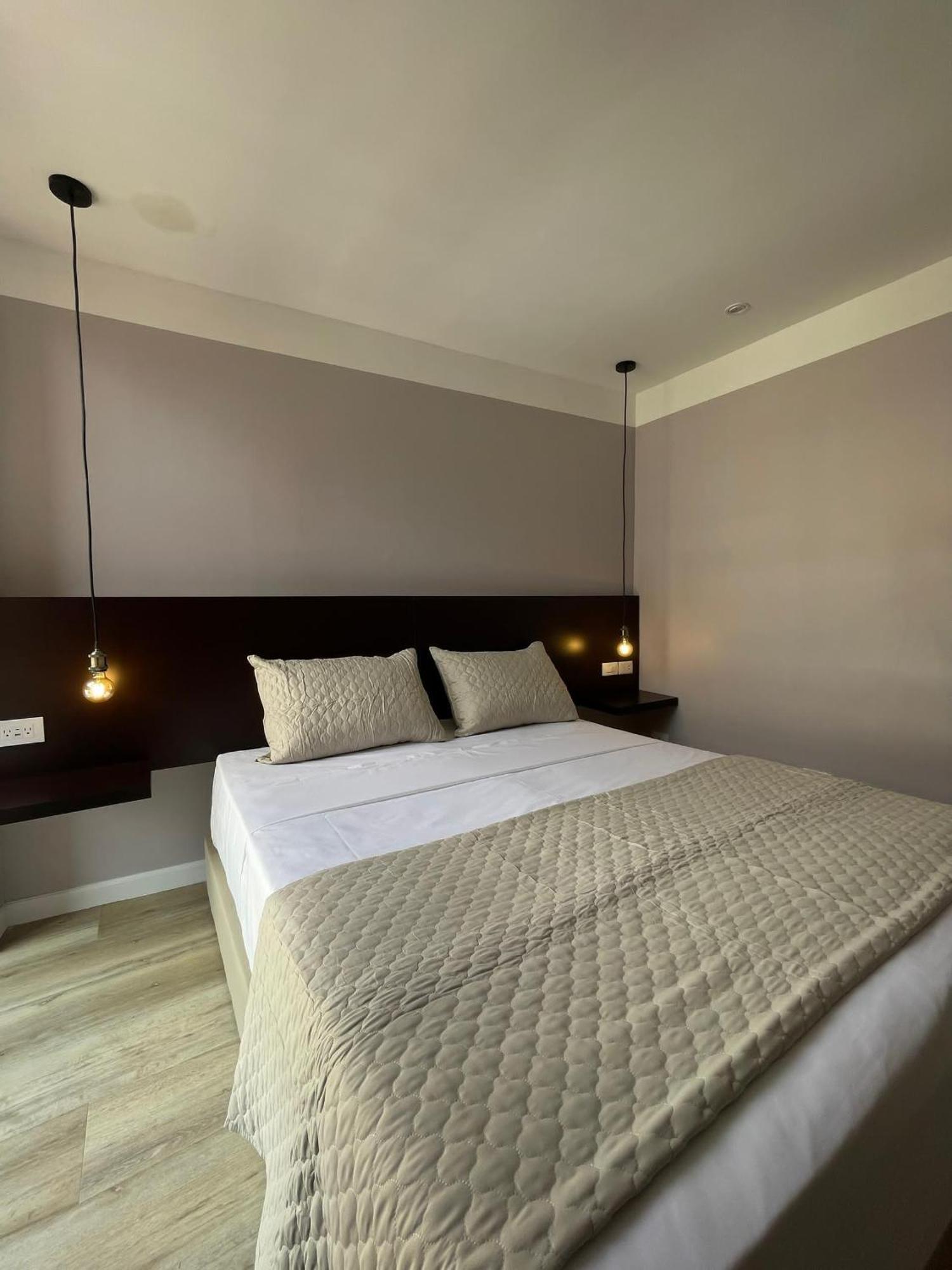 Hotel Grand Galaxie Каракас Экстерьер фото