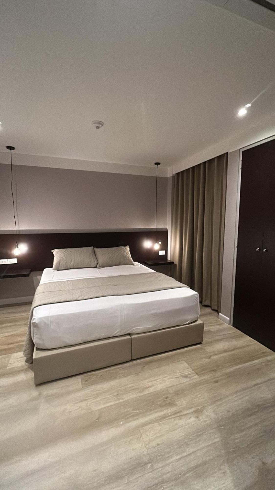 Hotel Grand Galaxie Каракас Экстерьер фото