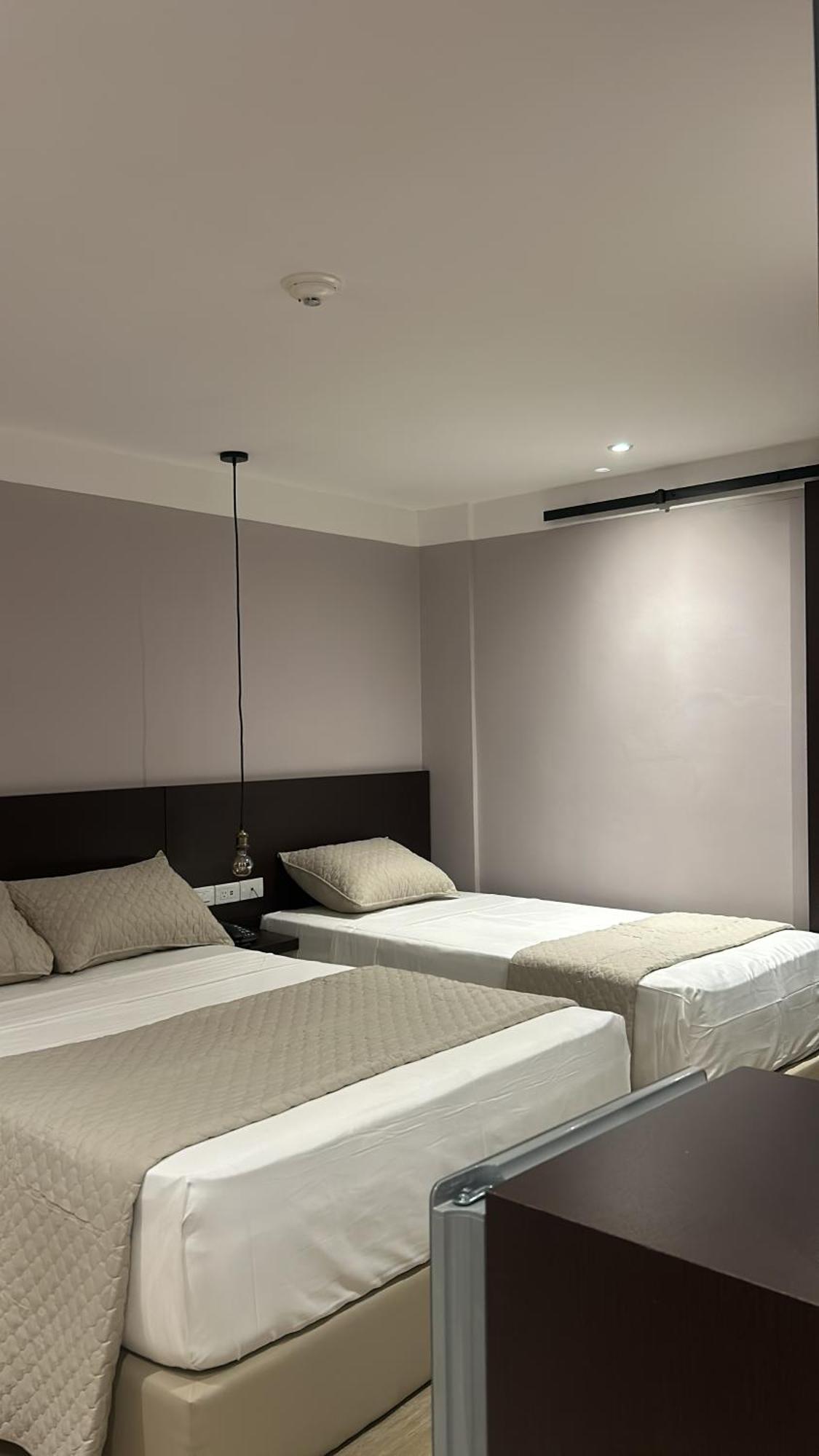 Hotel Grand Galaxie Каракас Экстерьер фото